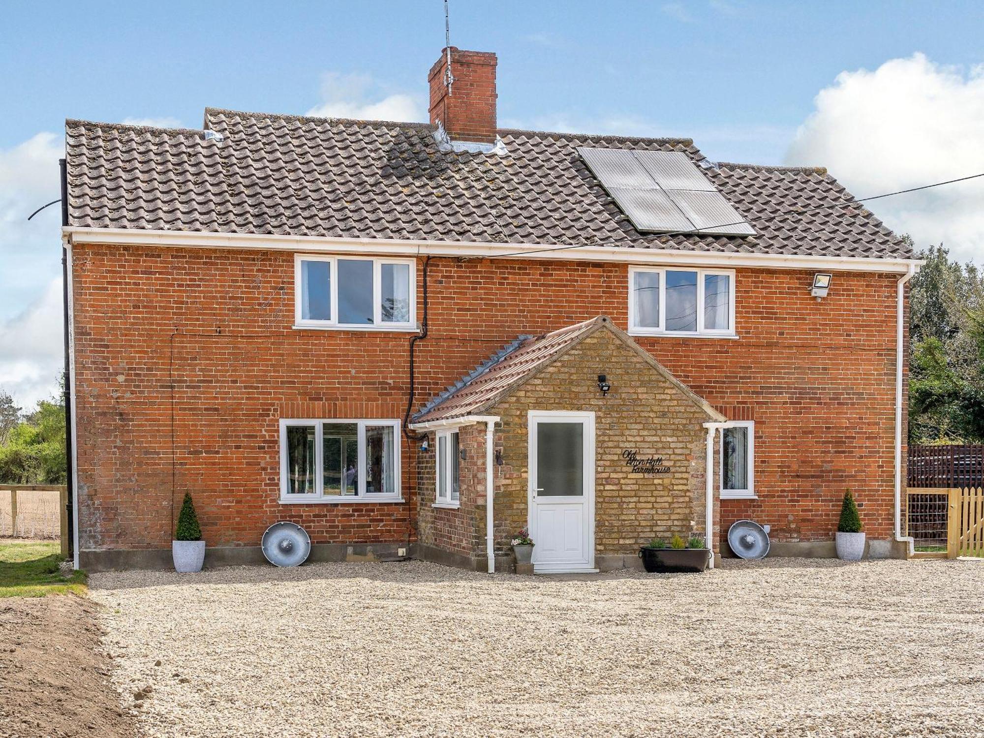 Tattingstone Old Alton Hall Farmhouse מראה חיצוני תמונה